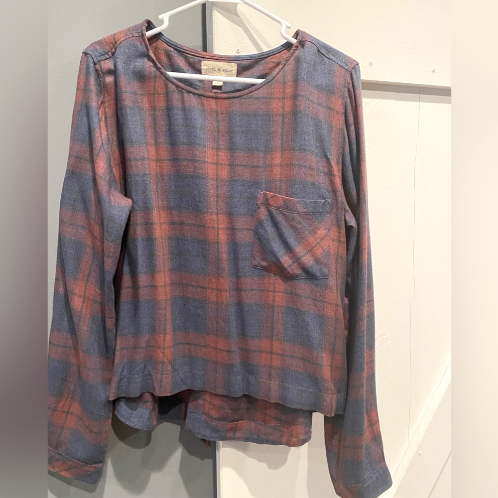 Cloth & Stone - plaid long sleeve top with tie back, Size Large